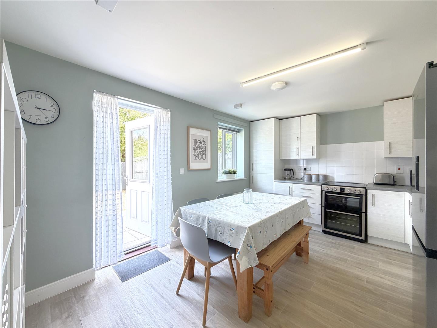 Yew Tree Way, Barford, Warwick 8